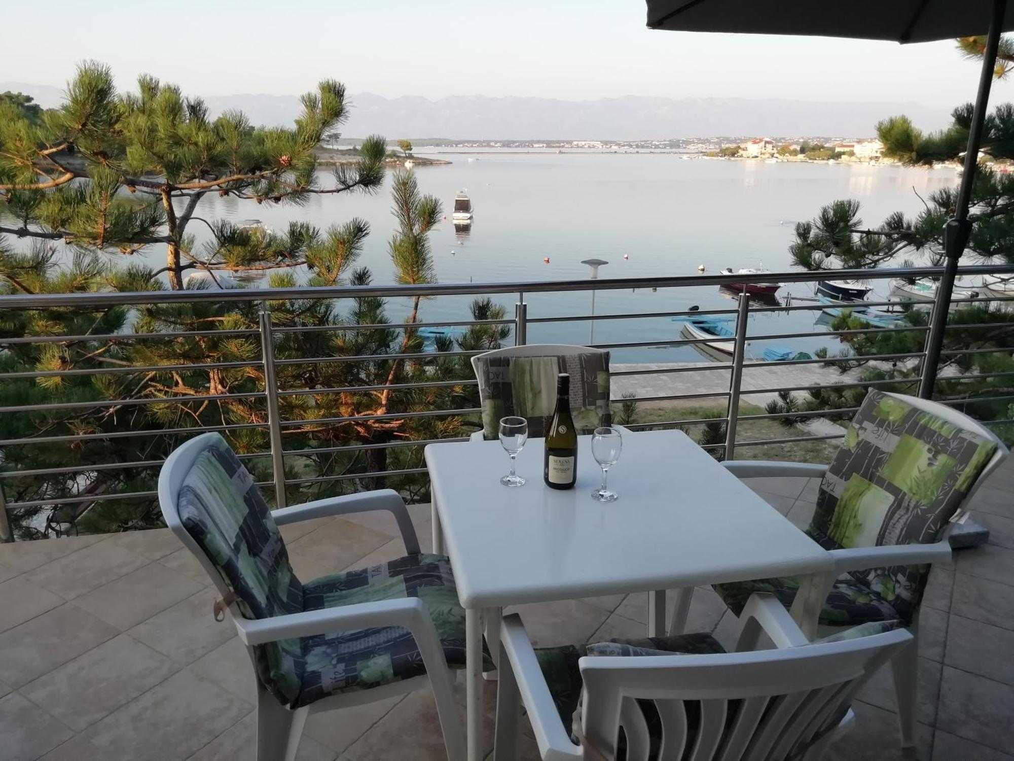 Apartments Valentina-B Nin Luaran gambar