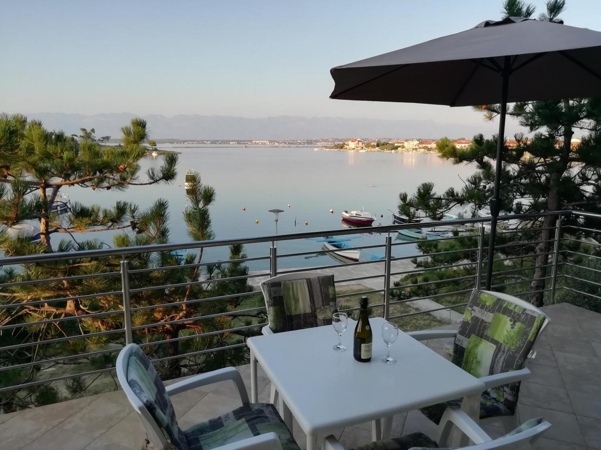 Apartments Valentina-B Nin Luaran gambar