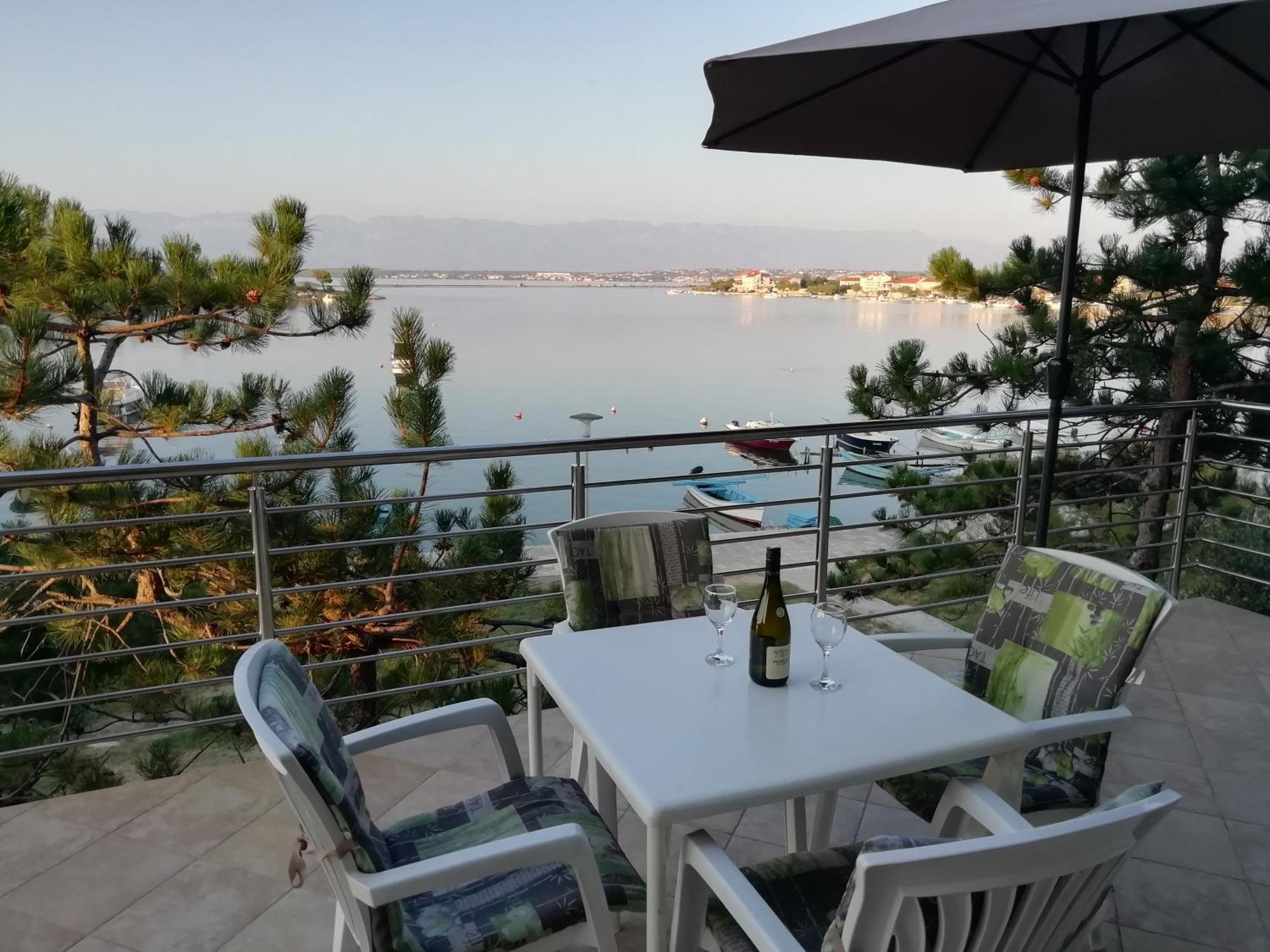 Apartments Valentina-B Nin Luaran gambar