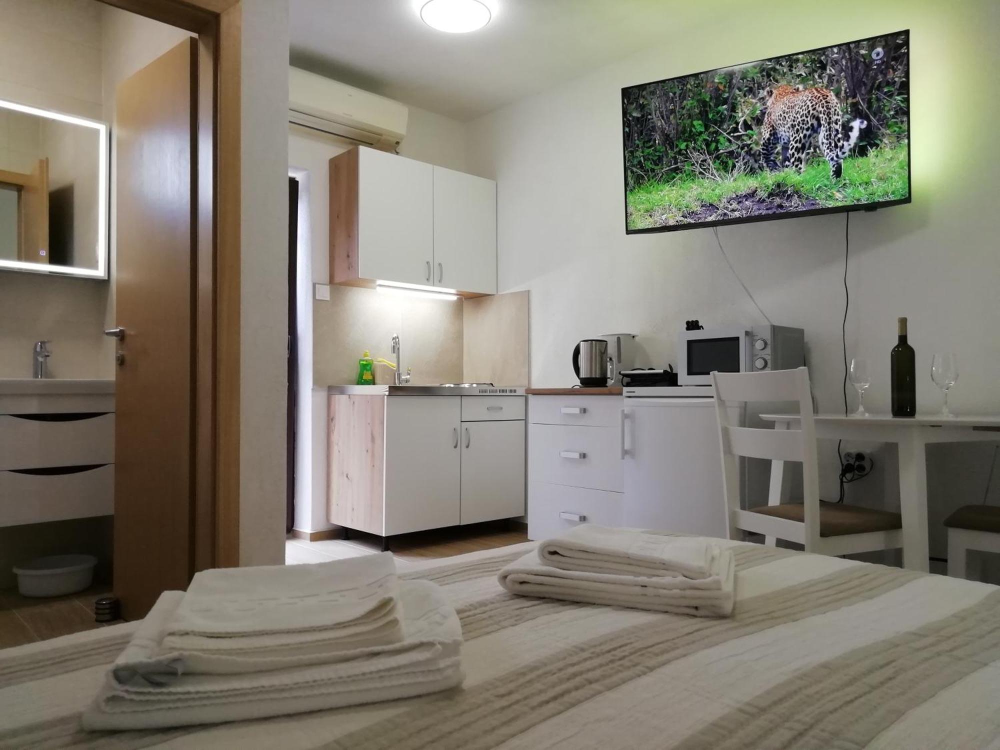 Apartments Valentina-B Nin Luaran gambar