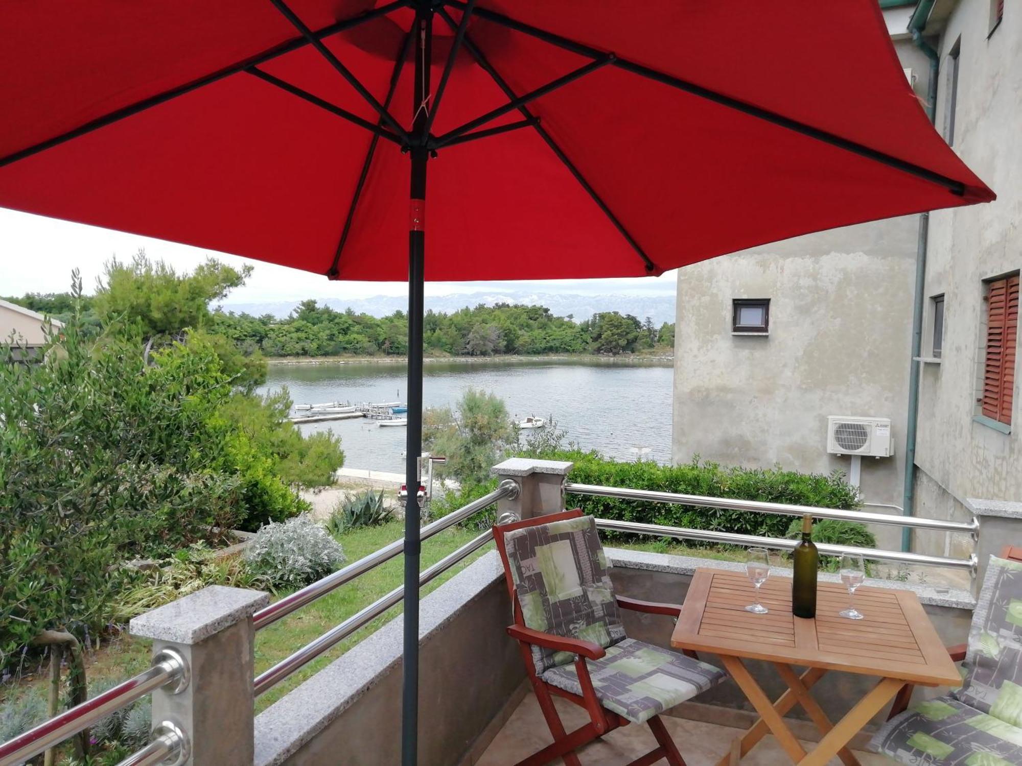 Apartments Valentina-B Nin Luaran gambar