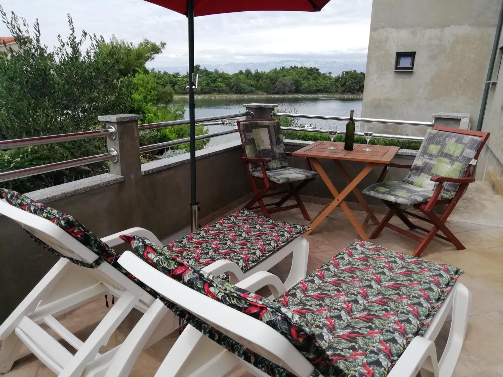 Apartments Valentina-B Nin Luaran gambar
