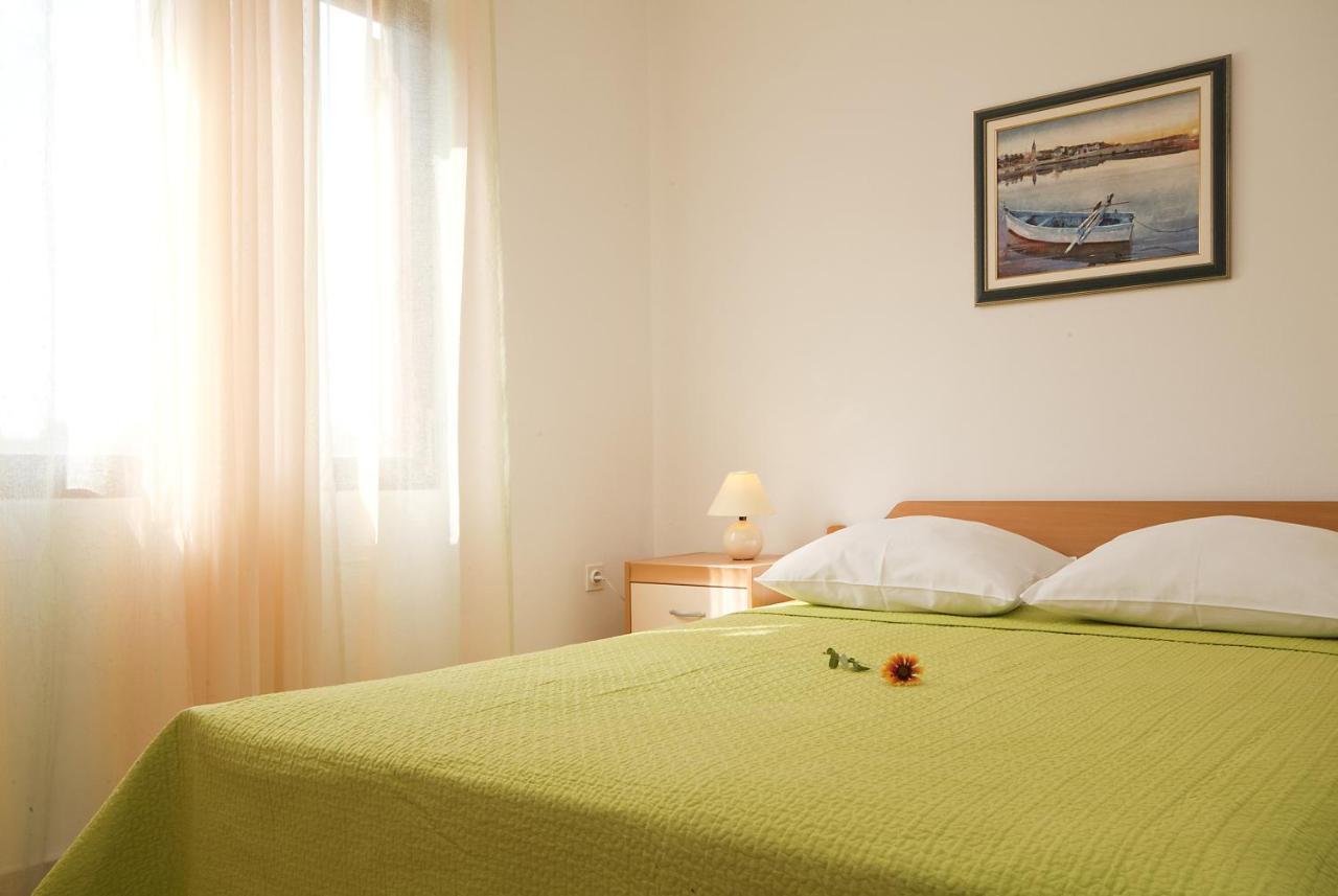Apartments Valentina-B Nin Luaran gambar