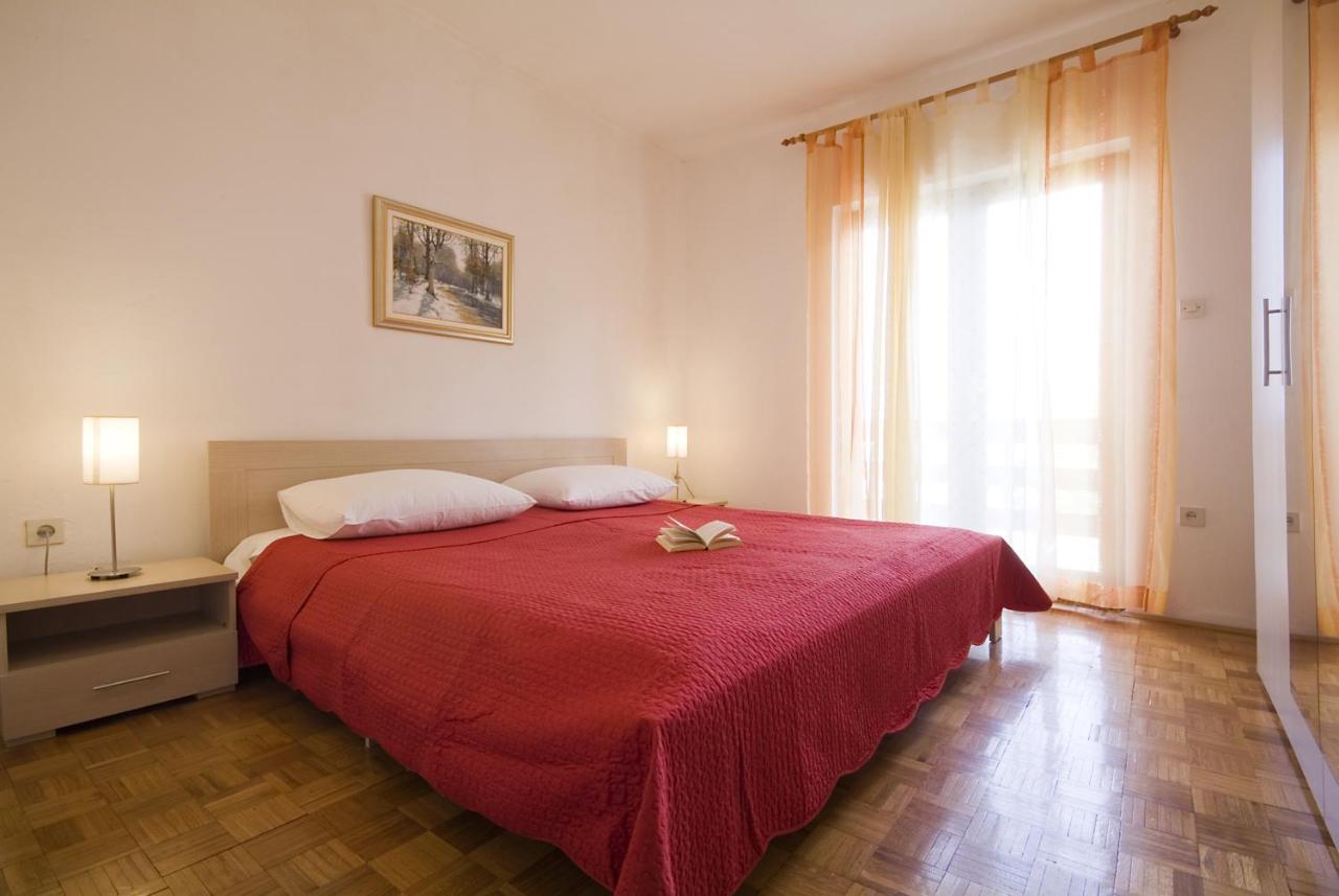 Apartments Valentina-B Nin Luaran gambar